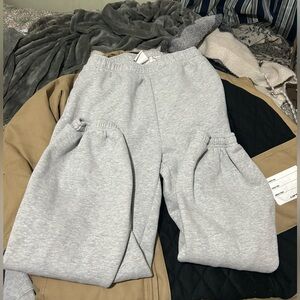 Aritzia Heather Grey XS Joggers